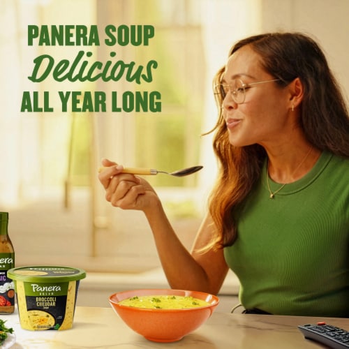 Panera Bread Ready-to-Heat Broccoli Cheddar Soup Cup - Broccoli Cheddar